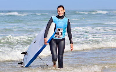 Surfer chez Hurley Surf Club Lacanau : le guide d’un cours de surf particulier
