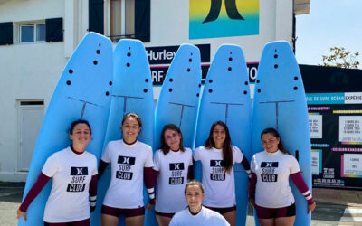 Les cours de surf collectif à Hurley Surf Club Lacanau : apprendre le surf en groupe, dans la bonne humeur